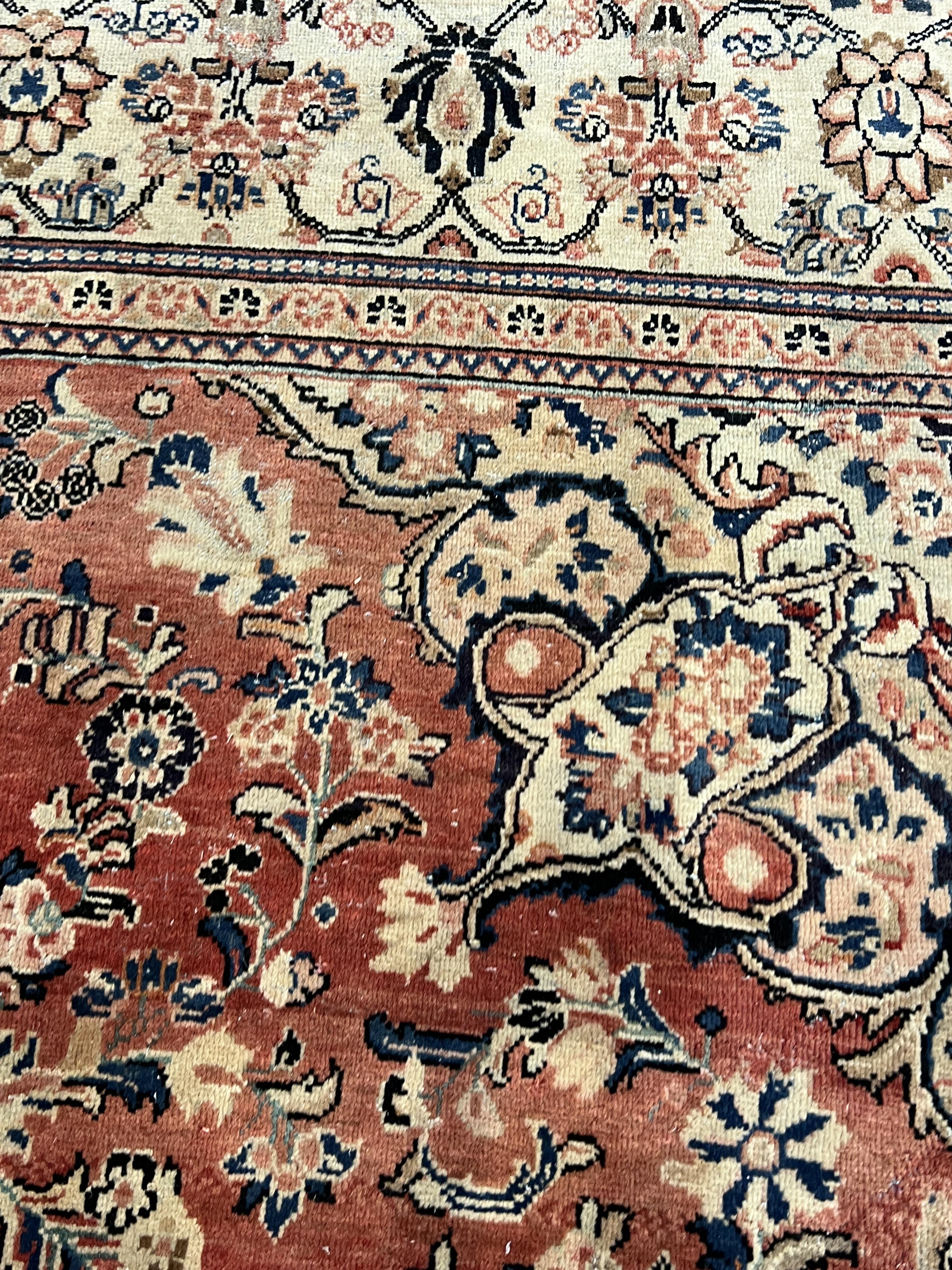 A Sarouk carpet, 430 x 320cm